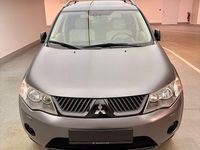 Gebraucht Mitsubishi Outlander Instyle 170 PS (125 kW) 2008 Grau SUV