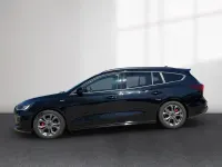 Gebraucht Ford Focus ST-Line X 116 PS (85 kW) 2025 Schwarz Kombi