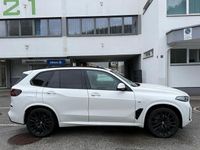 Gebraucht BMW X5 M Sport 298 PS (219 kW) 2025 Weiß SUV