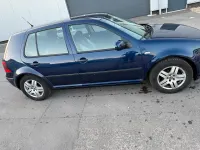Gebraucht VW Golf IV 75 PS (55 kW) 2002 Blau Kleinwagen