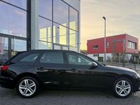 Gebraucht Audi A4 Basis 136 PS (100 kW) 2022 Schwarz Kombi