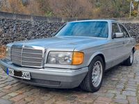 Gebraucht Mercedes 380 209 PS (153 kW) 1984 Silber Limousine