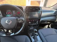 Gebraucht SsangYong Tivoli 163 PS (119 kW) 2021 Schwarz SUV