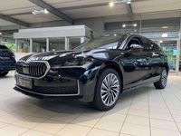 Gebraucht Skoda Superb LAURIN & KLEMENT 193 PS (141 kW) 2025 Onyx schwarz metallic Kombi