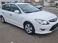 Gebraucht Hyundai i30 Comfort 105 PS (77 kW) 2011 Weiß Kombi