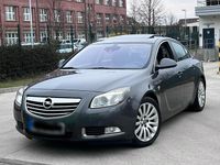Gebraucht Opel Insignia 140 PS (102 kW) 2011 Grau Limousine