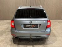 Gebraucht Skoda Superb 170 PS (125 kW) 2010 Grau Limousine