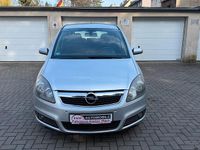 Gebraucht Opel Zafira Edition+ 150 PS (110 kW) 2006 Silber Van / Kleinbus