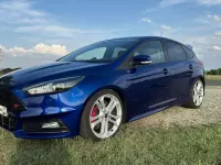 Gebraucht Ford Focus ST 250 PS (183 kW) 2016 Blau Limousine