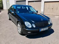 Gebraucht Mercedes E240 Avantgarde 177 PS (130 kW) 2005 Schwarz Limousine