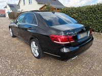 Gebraucht Mercedes E220 170 PS (125 kW) 2014 Schwarz Limousine