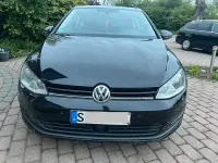 Second-hand VW Golf VII Trendline 105 CP (77 kW) 2014 Negru Berlinǎ
