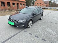 Gebraucht VW Passat 140 PS (102 kW) 2012 Grau Kombi