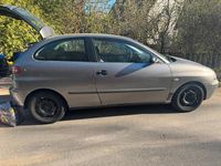 Gebraucht Seat Ibiza 74 PS (54 kW) 2005 Silber Kleinwagen