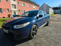 Gebraucht Renault Fluence 110 PS (80 kW) 2012 Blau Limousine
