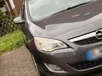 Usata Opel Astra 101 CV (74 kW) 2011 Utilitaria