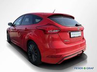 Gebraucht Ford Focus ST-Line 182 PS (133 kW) 2018 Racerot Limousine