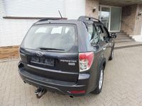 Gebraucht Subaru Forester Comfort 147 PS (108 kW) 2011 Grau SUV