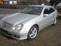 Gebraucht Mercedes C180 105 PS (77 kW) 2004 Silber Coupé