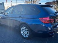 Gebraucht BMW 320 Advantage 184 PS (135 kW) 2018 Blau Limousine