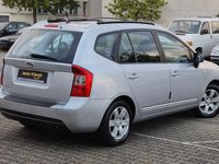 Gebraucht Kia Carens LX 144 PS (105 kW) 2006 Silber Van / Kleinbus