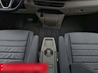 Gebraucht VW Multivan Life 204 PS (150 kW) 2023 Gold Van / Kleinbus