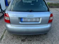 Gebraucht Audi A4 131 PS (96 kW) 2003 Grau Kleinwagen