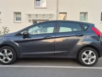 Usata Ford Fiesta Trend 82 CV (60 kW) 2009 Grigio Berlina