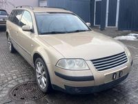 Gebraucht VW Passat 116 PS (85 kW) 2001 Gold Kombi
