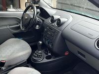 Gebraucht Ford Fiesta 60 PS (44 kW) 2002 Blau Kleinwagen