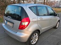 Gebraucht Mercedes A160 95 PS (69 kW) 2010 Grau Kleinwagen