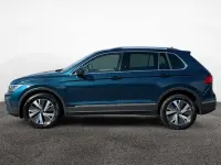 Gebraucht VW Tiguan Life 245 PS (180 kW) 2022 Nightshade blue SUV
