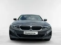 Gebraucht BMW 320 190 PS (139 kW) 2025 Grau Limousine
