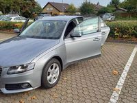 Gebraucht Audi A4 Comfort 120 PS (88 kW) 2011 Grau Limousine