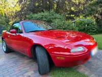 Gebraucht Mazda 2 115 PS (84 kW) 1989 Rot Cabrio