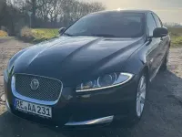 Używany Jaguar XF 241 KM (177 kW) 2015 Czarny Sedan/Limuzyna