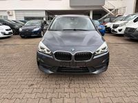 Gebraucht BMW 216 Advantage 116 PS (85 kW) 2020 Grau Kombi