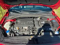 Gebraucht Hyundai i30 140 PS (102 kW) 2017 Rot Limousine