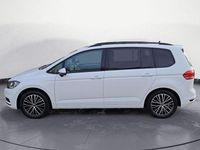 Gebraucht VW Touran Comfortline 150 PS (110 kW) 2022 Pure white Van / Kleinbus