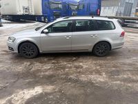 Gebraucht VW Passat Comfortline 140 PS (102 kW) 2011 Silber Limousine