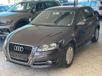Gebraucht Audi A3 Attraction 125 PS (91 kW) 2010 Grau Kleinwagen