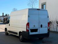 Gebraucht Peugeot Boxer 110 PS (80 kW) 2018 Weiß Van