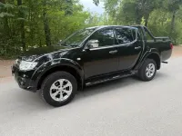 Gebraucht Mitsubishi L200 Intense 178 PS (130 kW) 2014 Schwarz Pickup