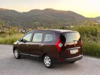 Gebraucht Dacia Lodgy Acces 102 PS (75 kW) 2016 Braun Van / Kleinbus
