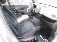 Gebraucht Opel Combo 90 PS (66 kW) 2014 Silber Van / Kleinbus