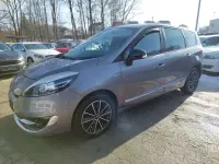 Gebraucht Renault Scénic III Bose Edition 116 PS (85 kW) 2013 Braun Van / Kleinbus