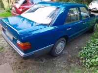 Gebraucht Mercedes 200 107 PS (78 kW) 1988 Blau Limousine