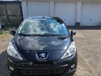 Gebraucht Peugeot 207 CC Roland Garros 120 PS (88 kW) 2011 Schwarz Cabrio