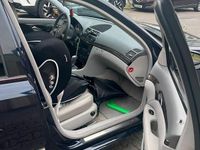 Gebraucht Mercedes E320 224 PS (164 kW) 2004 Blau Kombi
