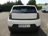 Neu Fiat Grande Panda Icon 101 PS (74 kW) 2026 Weiss Kleinwagen